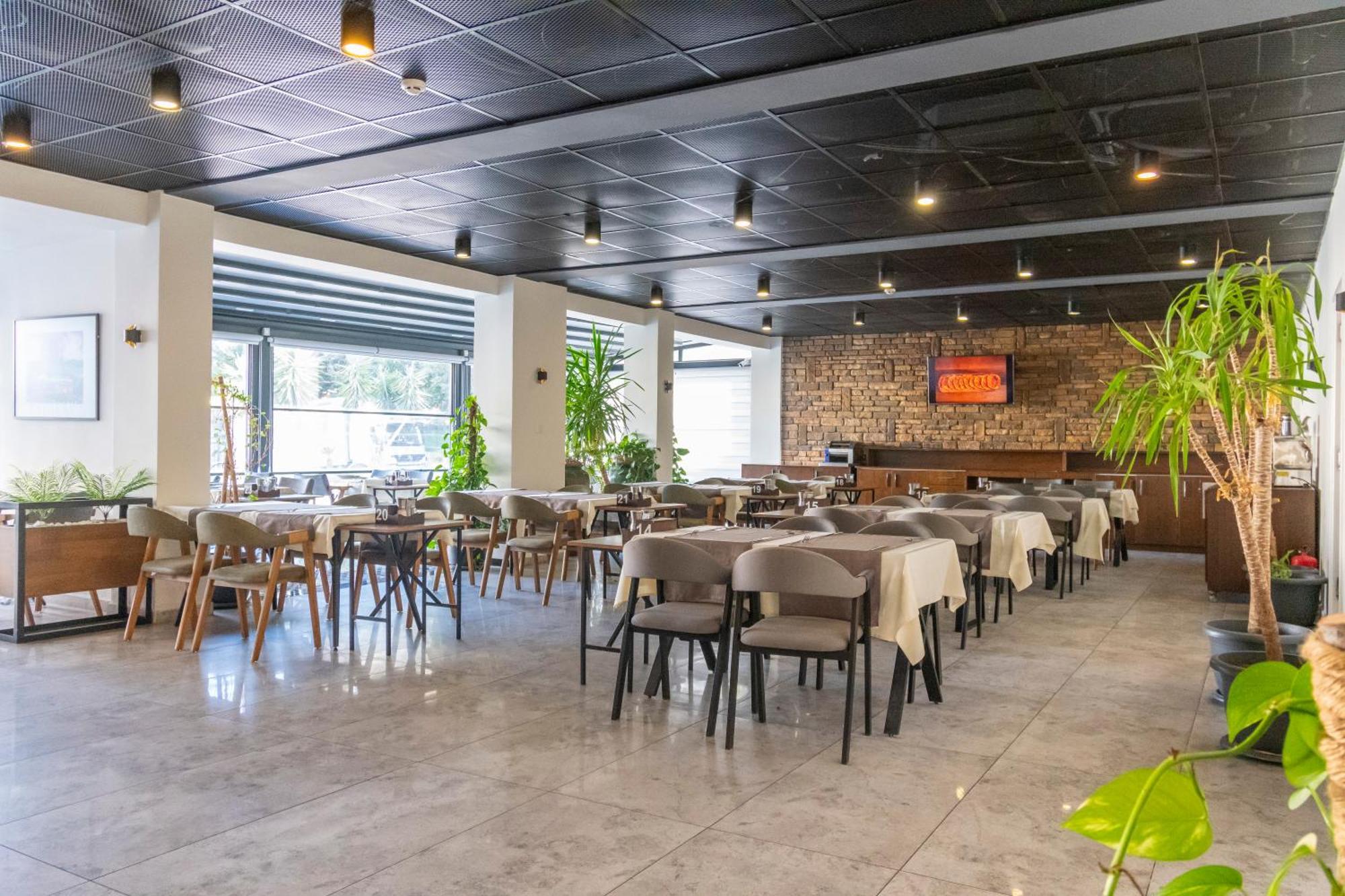 Dorana Hotel Kyrenia  Exterior photo