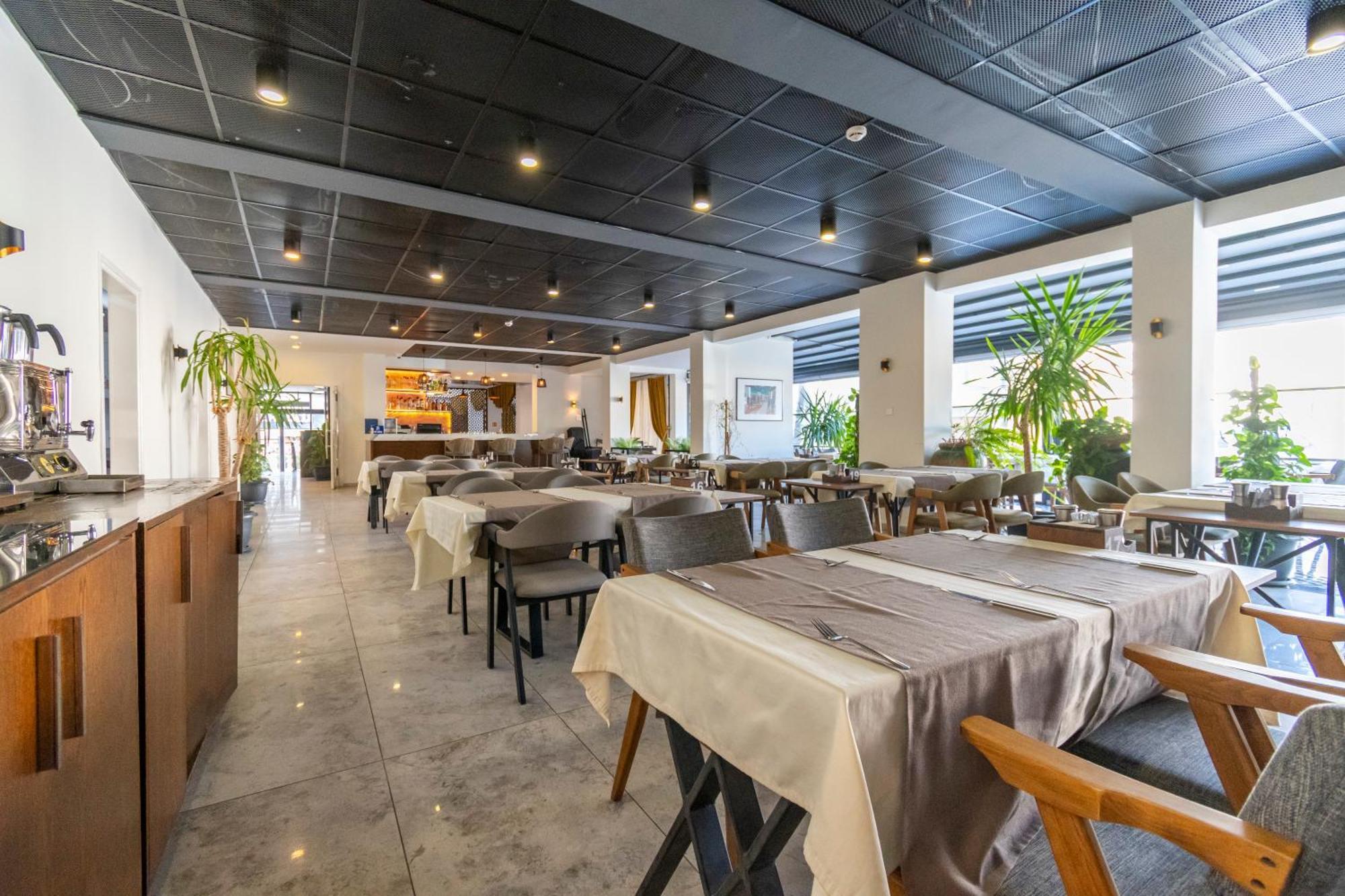 Dorana Hotel Kyrenia  Exterior photo