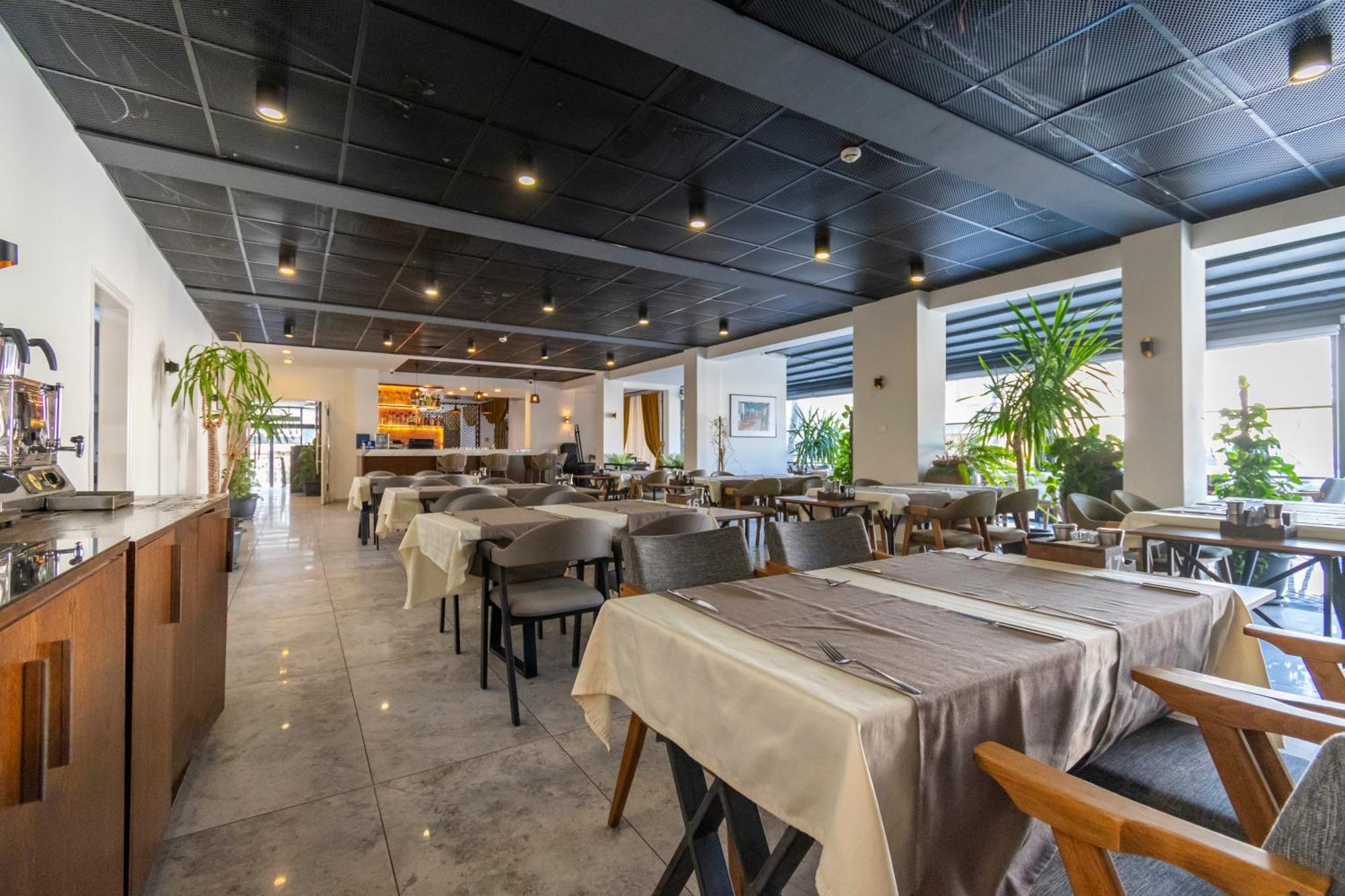 Dorana Hotel Kyrenia  Exterior photo